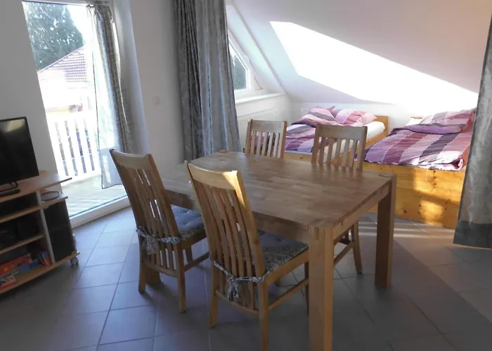 Mit Schallschutz Und Parkplatz Appartement *