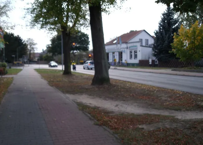 Mit Schallschutz Und Parkplatz * Blankenfelde-Mahlow